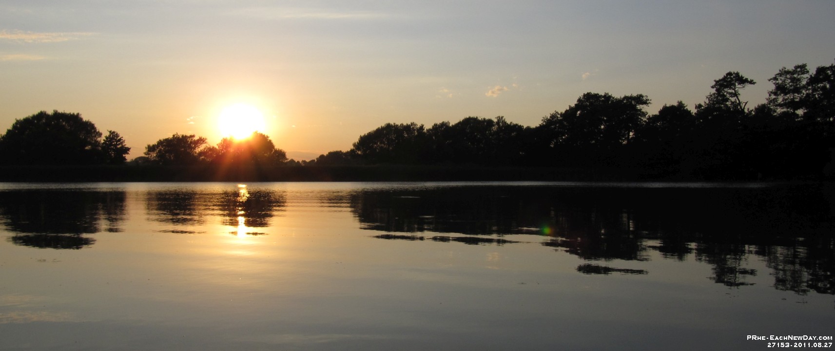 27153Cr - Kayaking with Andy at Duffins Marsh